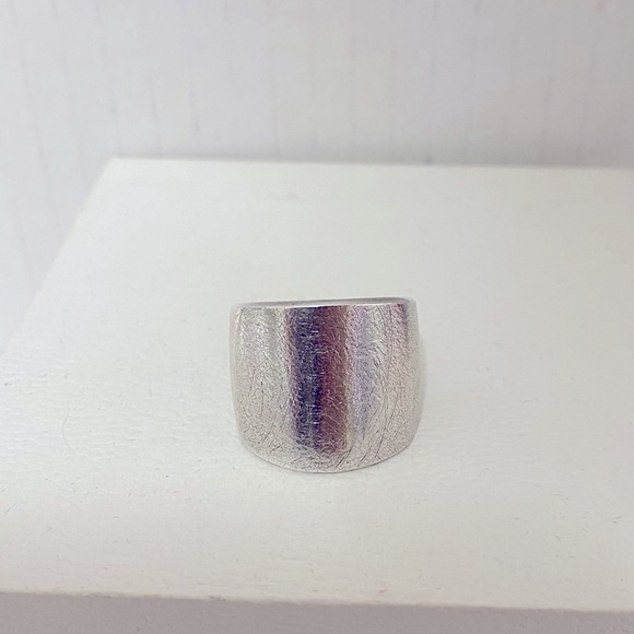 Silpada Jewelry - Silpada sterling silver ring